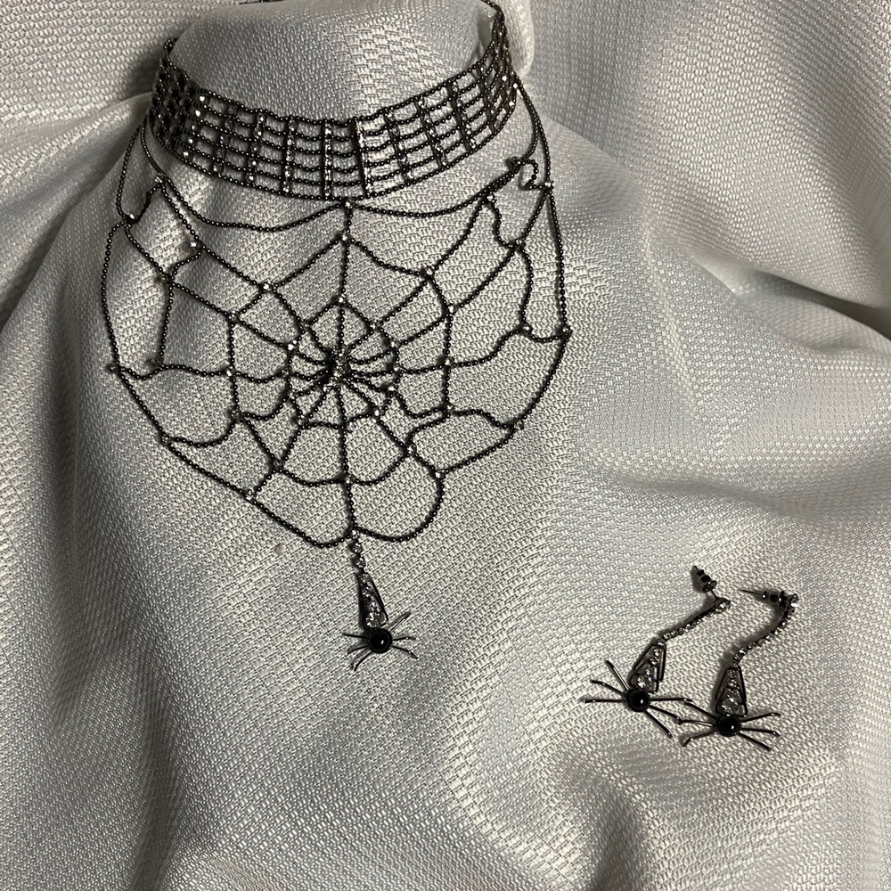 Spider Web Choker and Earrings Set